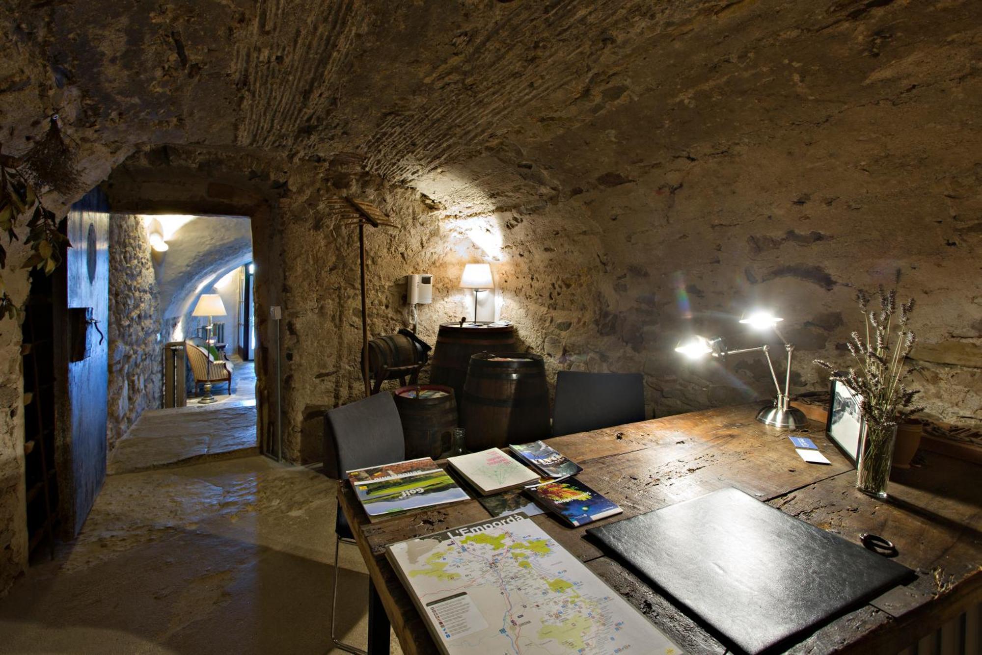 Gasthaus Encis D'Emporda -Adults Only- Casavells Exterior foto